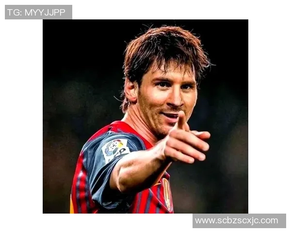 红衣服足球明星的传奇故事与辉煌成就揭秘